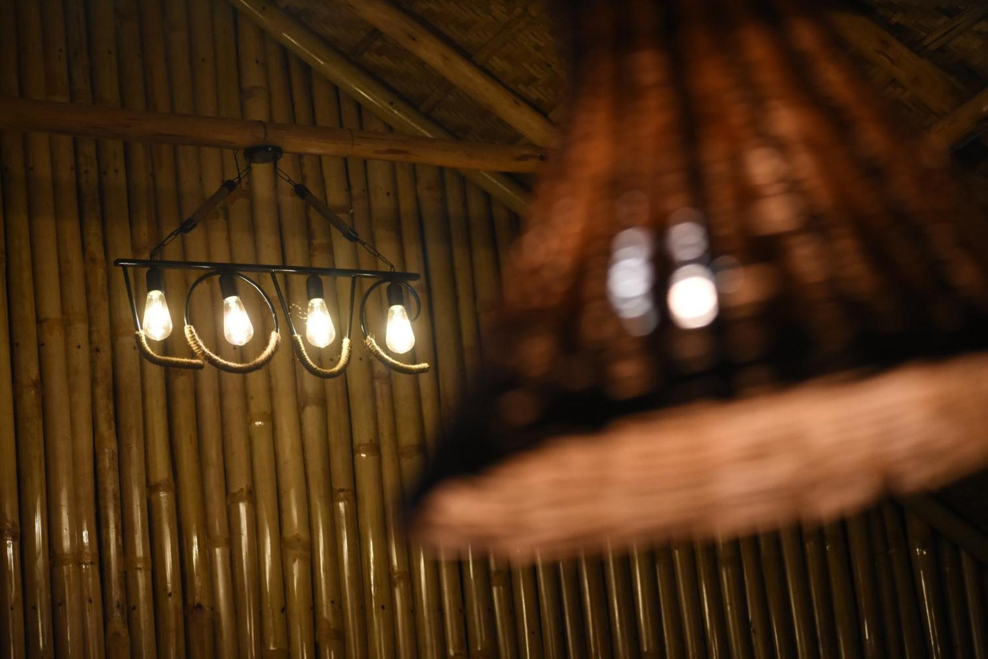 Mowgli'S Cafe Hampi & Guest House Екстер'єр фото