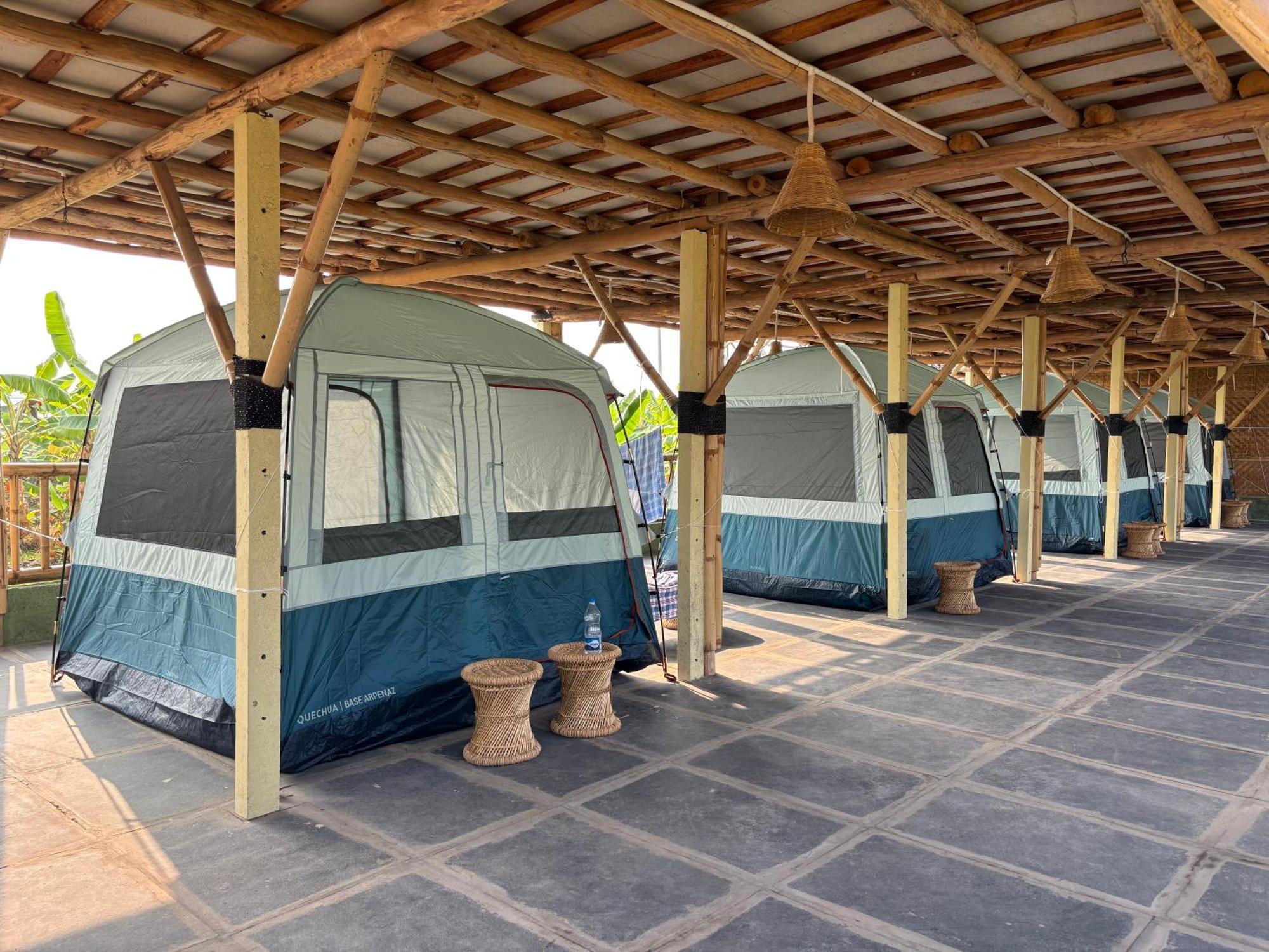 Mowgli'S Cafe Hampi & Guest House Екстер'єр фото